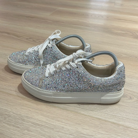 Betsey Johnson Suton Silver Rhinestone Sneakers Women’s Size 9 - Picture 4 of 8